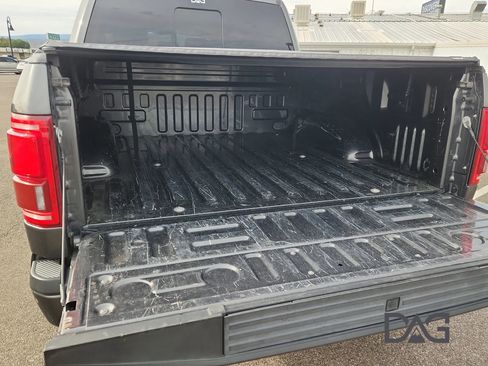 Used 2016 Ford F150 Platinum w/ Equipment Group 701A Luxury image 22