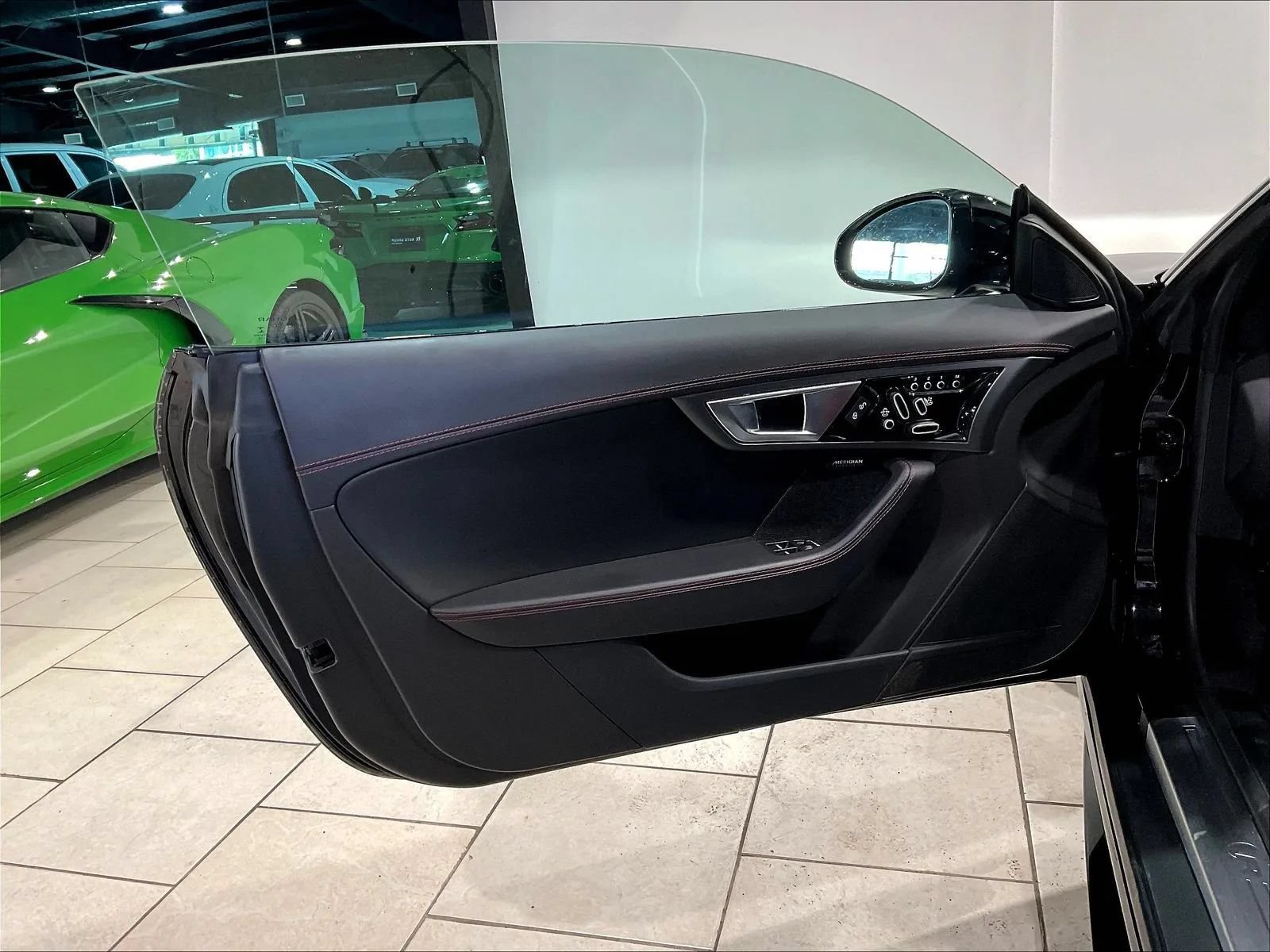 Used 2017 Jaguar F-TYPE R AWD/4WD image 15