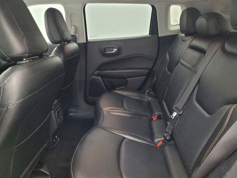 Used 2019 Jeep Compass Limited AWD/4WD image 18