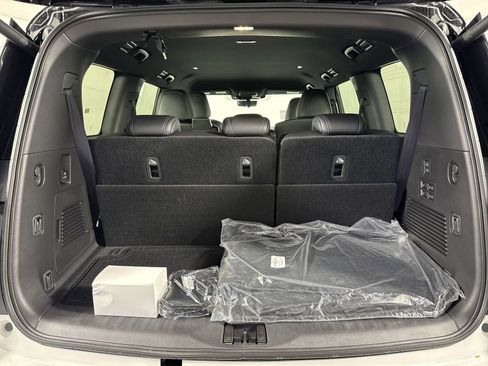 New 2025 Nissan Armada PRO-4X image 33