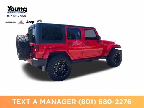 Used 2016 Jeep Wrangler Unlimited Sahara w/ Connectivity Group AWD/4WD image 4