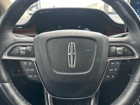 Used 2022 Lincoln Nautilus Reserve w/ Luxury Package FWD image 24