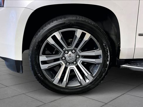 Used 2019 GMC Yukon Denali image 10