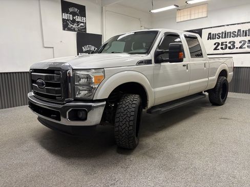 Used 2012 Ford F250 Lariat w/ Camper Pkg AWD/4WD image 6
