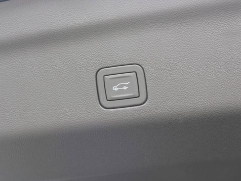 New 2026 Chevrolet Tahoe Premier w/ Sun And Tow Package AWD/4WD image 16