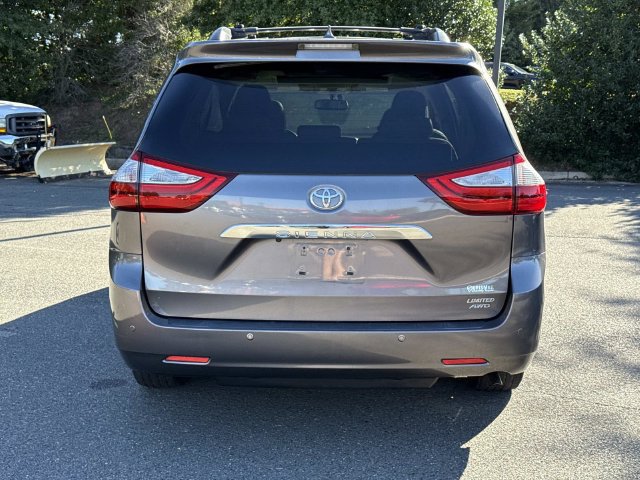 Used 2015 Toyota Sienna Limited Premium AWD/4WD image 3