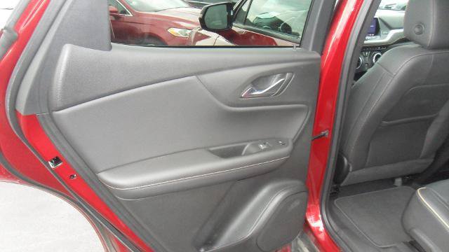 Used 2022 Chevrolet Blazer Premier w/ Enhanced Convenience Package AWD/4WD image 14