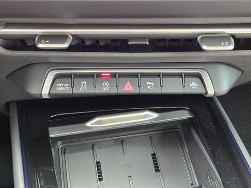 New 2026 Audi Q3 quattro 2.0T image 24