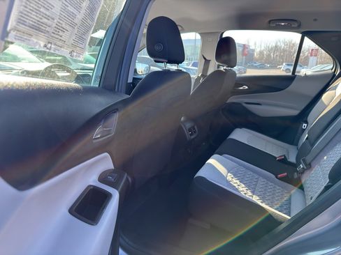Used 2023 Chevrolet Equinox LS w/ Driver Confidence II Package image 29