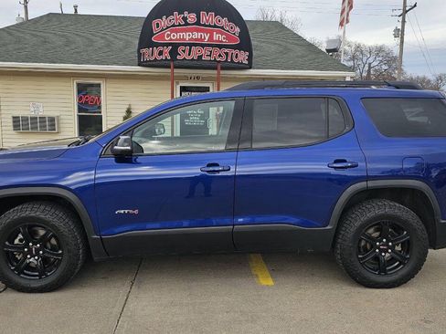 Used 2023 GMC Acadia AT4 w/ Technology Package image 3