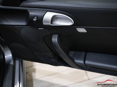 Used 2010 Porsche 911 Turbo image 61