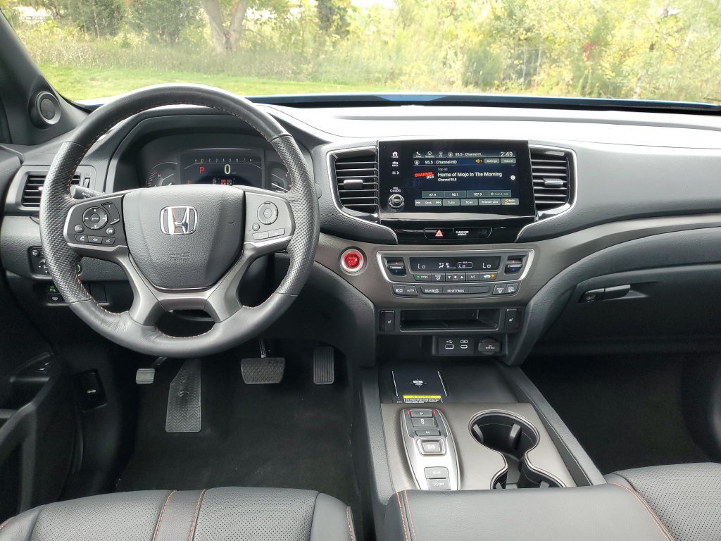 Certified 2024 Honda Passport TrailSport image 16