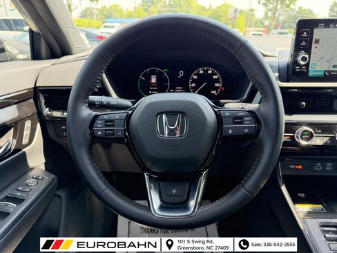Used 2023 Honda CR-V Sport Touring image 11