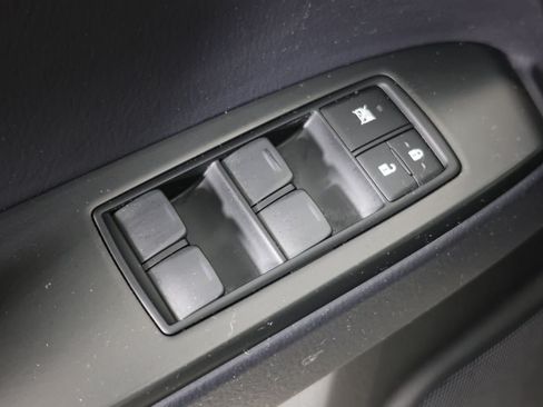 Used 2023 Lexus GX 460 Premium w/ Accessory Package AWD/4WD image 25