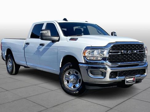 Used 2024 RAM 2500 Tradesman w/ Towing Technology Group image 2