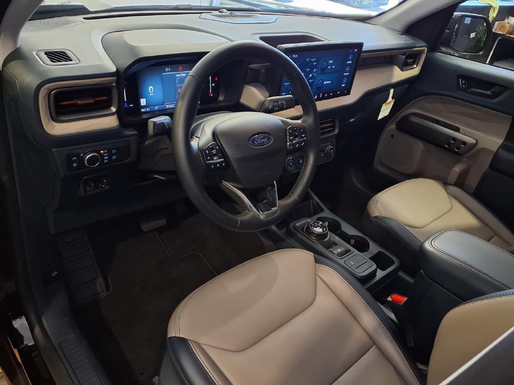 Used 2026 Ford Maverick Lariat AWD/4WD image 4