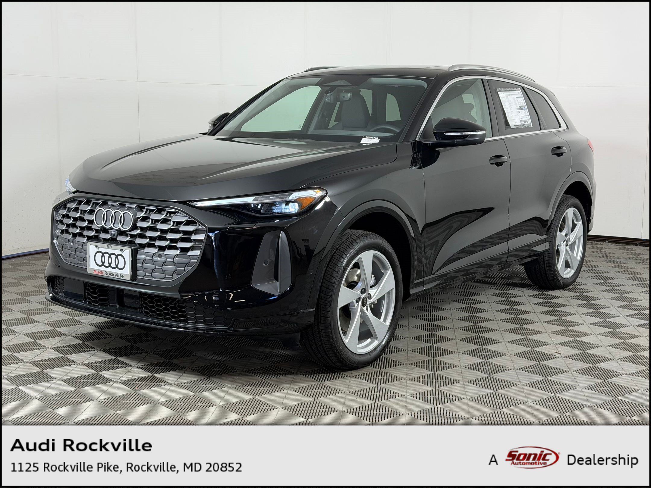 New 2026 Audi Q5 Premium Plus AWD/4WD image 1