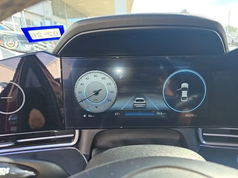 Used 2023 Hyundai Elantra SEL w/ Convenience Package image 8