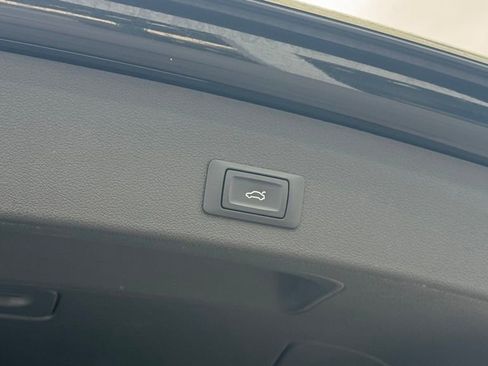 Used 2015 Audi Q5 2.0T Premium Plus w/ Technology Package image 12