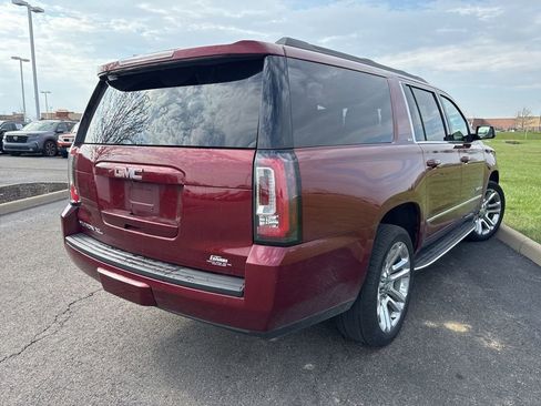 Used 2019 GMC Yukon XL SLT w/ Premium Edition image 13