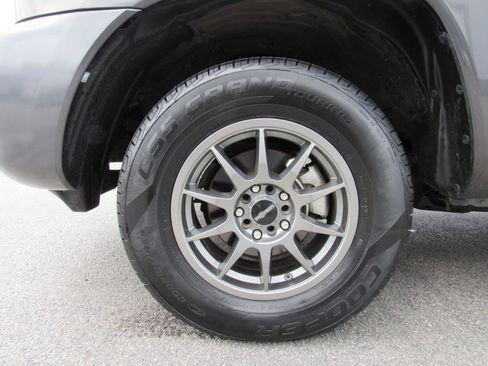 Used 2010 Toyota Tacoma 2WD Access Cab image 10