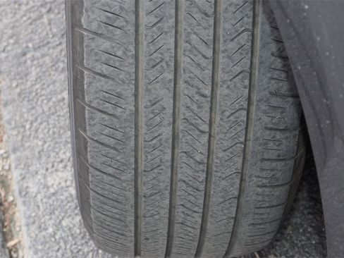 Used 2020 Nissan Pathfinder SL w/ Cargo Package image 8