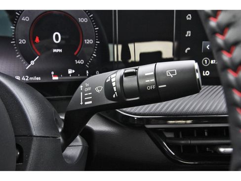 Certified 2025 Nissan Kicks SR FWD image 21