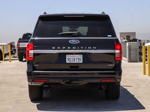 Certified 2023 Ford Expedition Max XLT RWD image 5