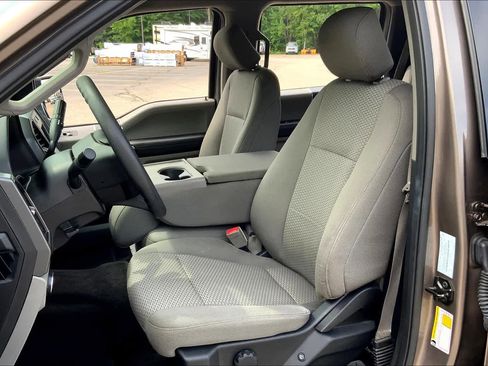 Certified 2018 Ford F150 XLT AWD/4WD image 9