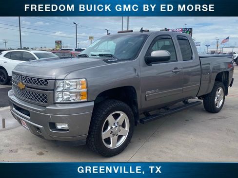 Used 2013 Chevrolet Silverado 2500 LT w/ Z71 Appearance Package AWD/4WD image 1