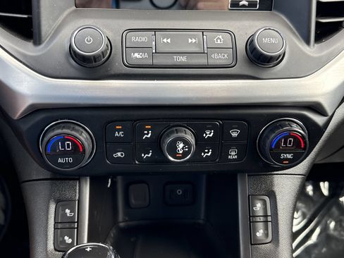 Used 2019 GMC Acadia SLT FWD image 21