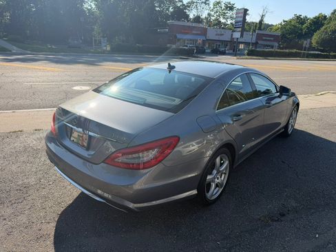 Used 2012 Mercedes-Benz CLS 550 4MATIC image 8