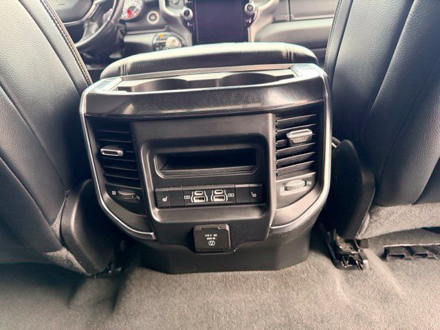 Used 2022 RAM 1500 Laramie AWD/4WD image 14