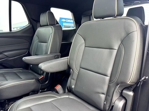 Used 2023 Chevrolet Traverse Premier w/ Redline Edition image 20