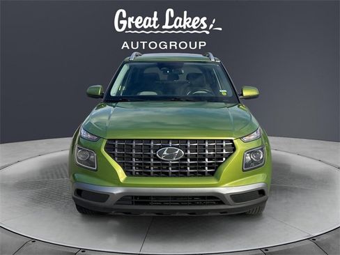 Used 2023 Hyundai Venue SEL w/ Cargo Package image 8