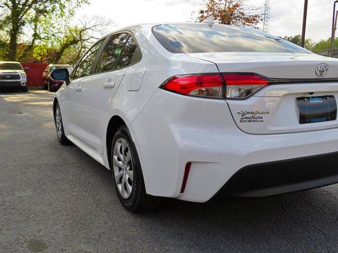 Used 2023 Toyota Corolla LE image 36