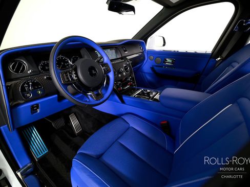 Used 2024 Rolls-Royce Cullinan Black Badge image 4