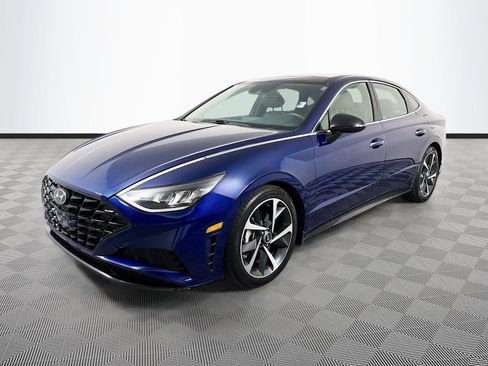 Used 2021 Hyundai Sonata SEL Plus w/ Tech Package FWD image 3