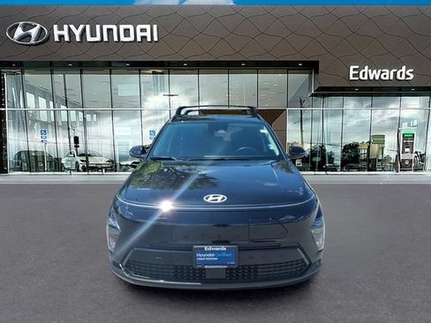Certified 2024 Hyundai Kona SEL FWD image 3