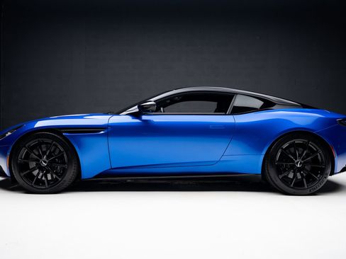 Used 2020 Aston Martin DB11 AMR image 20