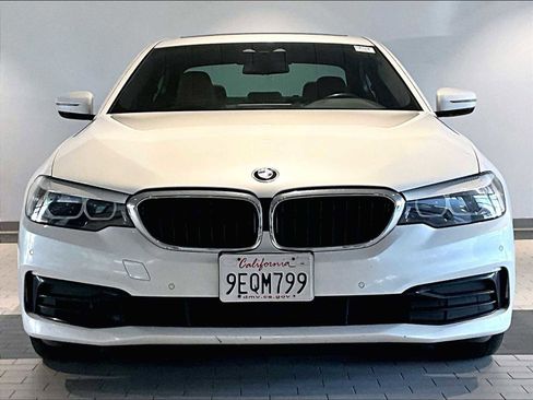 Used 2019 BMW 530e w/ Convenience Package RWD image 13