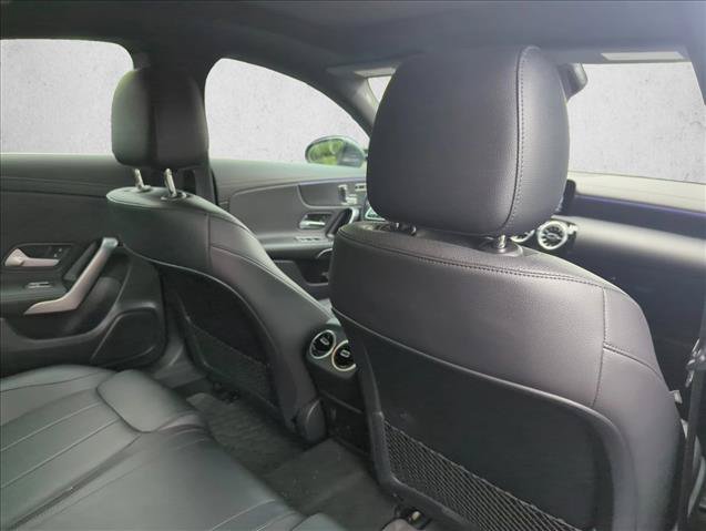 Used 2023 Mercedes-Benz CLA 250 4MATIC image 27