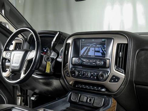 Used 2018 GMC Sierra 3500 Denali w/ Duramax Plus Package image 23