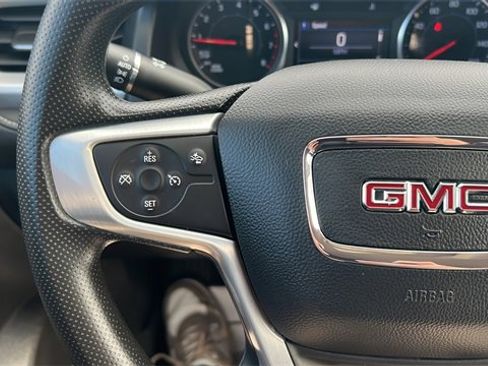 Used 2023 GMC Acadia SLE w/ Driver Convenience Package image 26