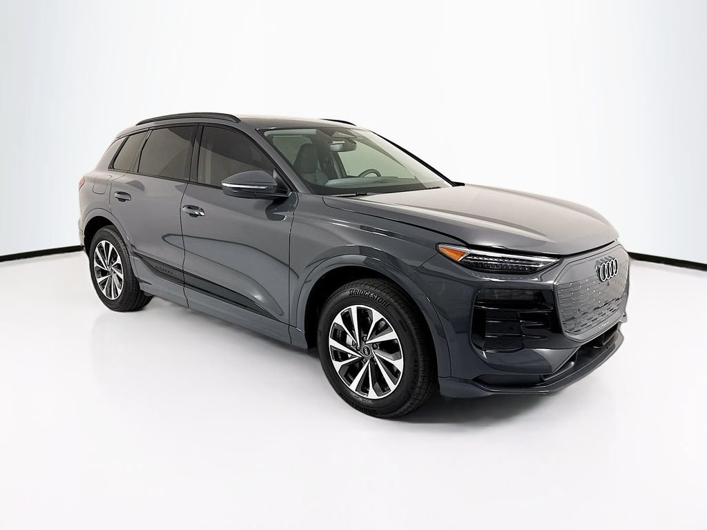 Used 2025 Audi Q6 e-tron Premium Plus AWD/4WD image 5