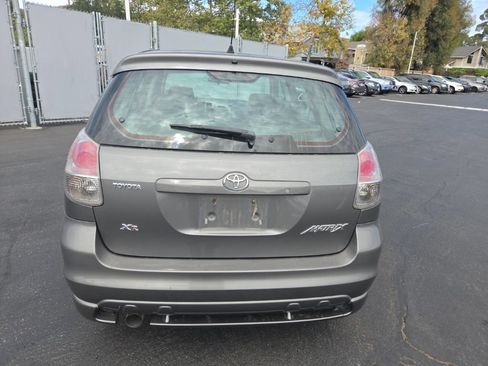 Used 2005 Toyota Matrix XR FWD image 4