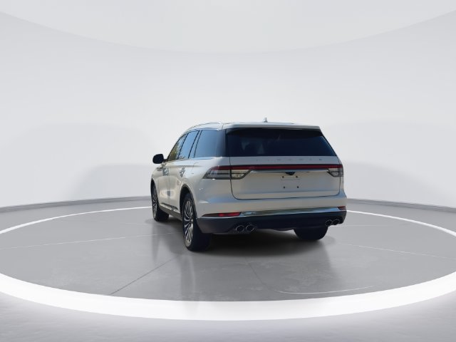 Used 2022 Lincoln Aviator Reserve w/ Elements Package Plus RWD image 6