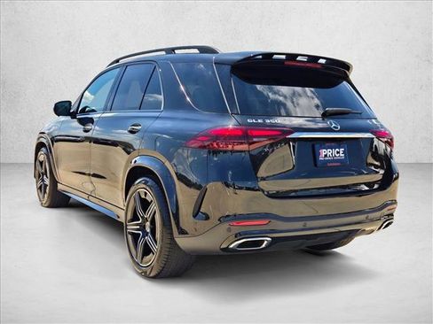 Used 2025 Mercedes-Benz GLE 350 4MATIC w/ AMG Line Exterior image 8