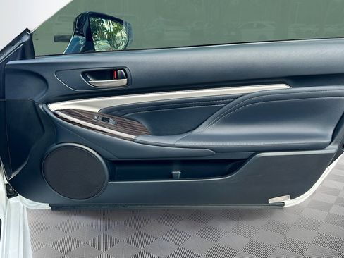 Used 2020 Lexus RC 350 w/ Premium Package image 31