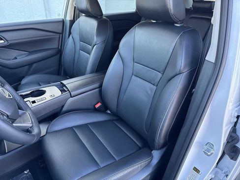 Used 2026 Nissan Rogue SL image 15